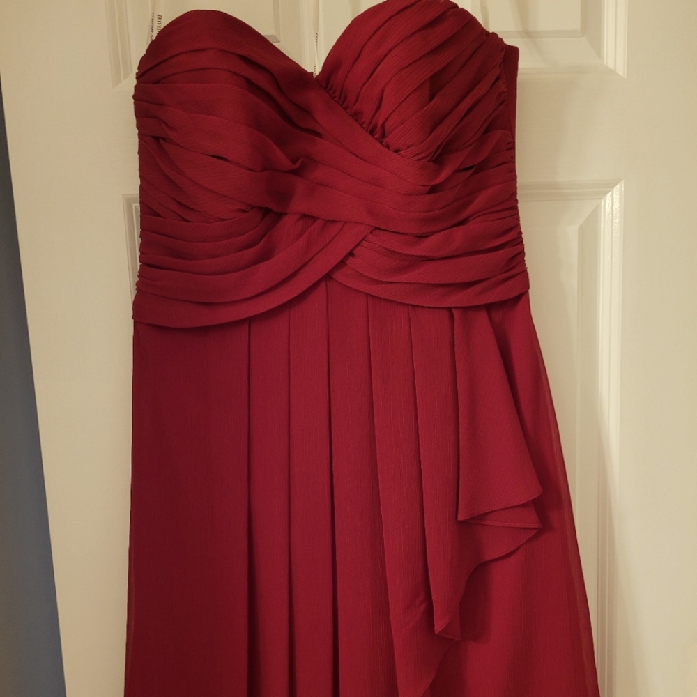 Gorgeous red bridesmaid dress